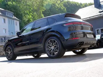 PORSCHE Cayenne 21 RS-Spyder Luft ACC BOSE Pano 90L 360