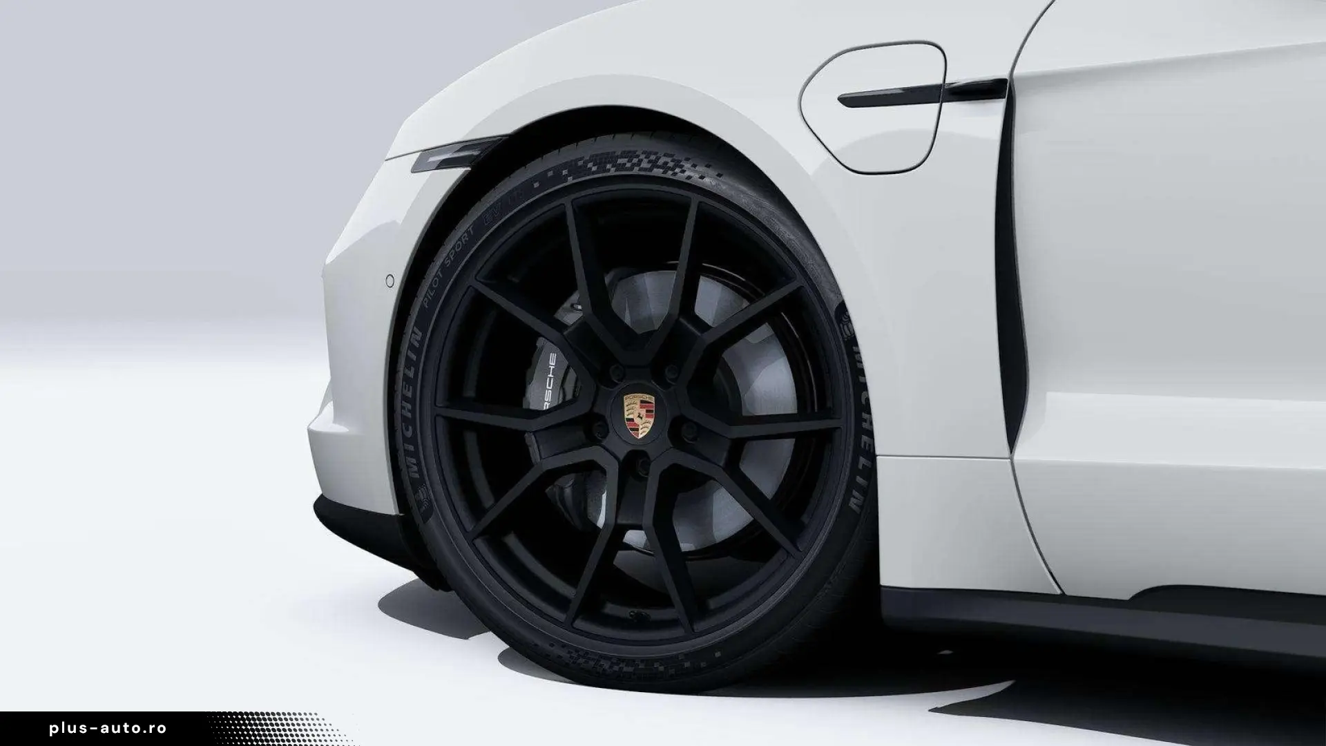 PORSCHE Taycan FACELIFT BATT  PANO AIR 21 RS ACHTERASST