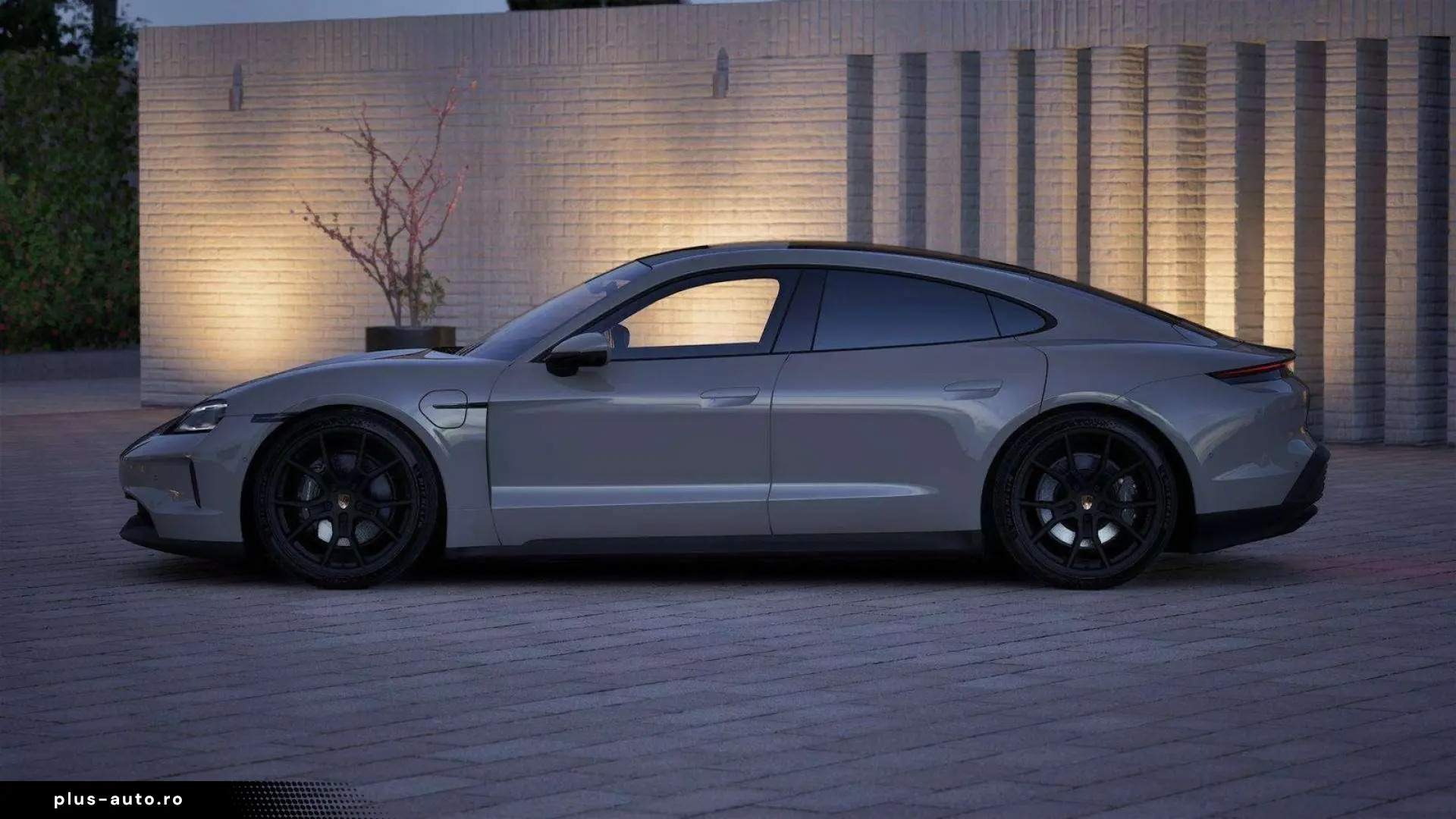 PORSCHE Taycan FACELIFT BATT  PANO AIR 21 RS ACHTERASST