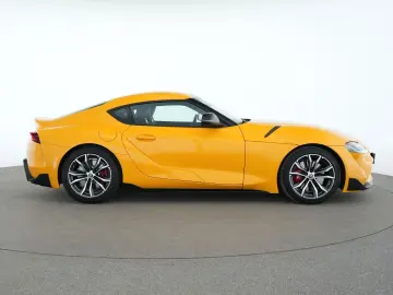 TOYOTA Supra GR Dynamic Kamera LED ACC CarPlay SHZ Navi