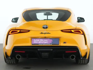 TOYOTA Supra GR Dynamic Kamera LED ACC CarPlay SHZ Navi