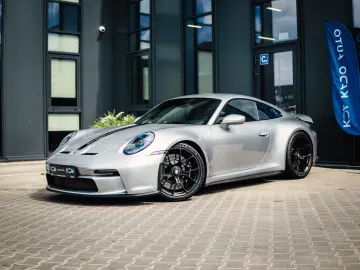 PORSCHE 911 GT3 Touring