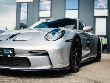 PORSCHE 911 GT3 Touring