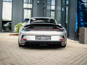 PORSCHE 911 GT3 Touring