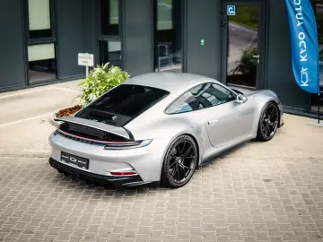 PORSCHE 911 GT3 Touring