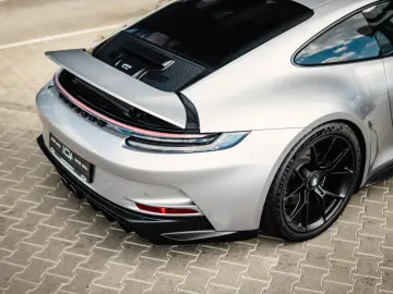 PORSCHE 911 GT3 Touring