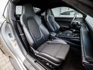 PORSCHE 911 GT3 Touring