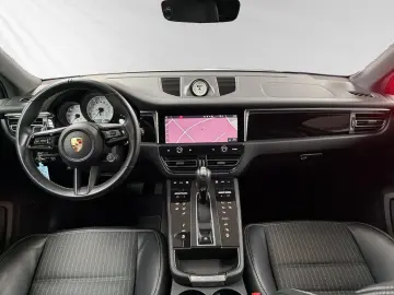 PORSCHE Macan T AHK 21  Luftfederung Pano ACC