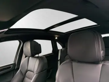 PORSCHE Macan T AHK 21  Luftfederung Pano ACC
