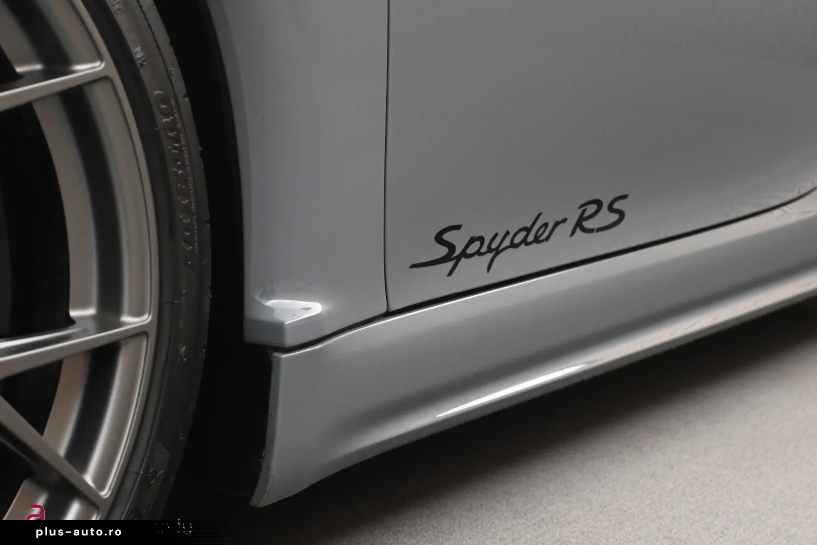 PORSCHE 718 Boxster Spyder RS Weissach Lift 90L Carbon