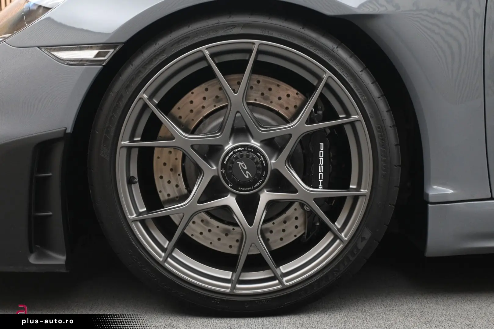 PORSCHE 718 Boxster Spyder RS Weissach Lift 90L Carbon