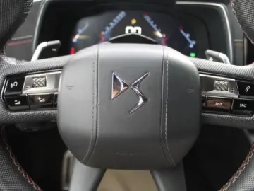 DS DS9 Performance Line Plus Puretech 225