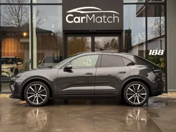 PORSCHE Macan EV 100kWh - NAPPA   21    TREKHAAK