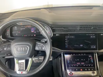 AUDI SQ8 4.0 TFSI Quattro Competition Navi Matrix Ahk