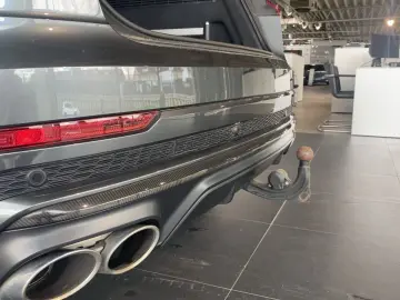 AUDI SQ8 4.0 TFSI Quattro Competition Navi Matrix Ahk