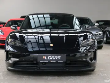 PORSCHE Taycan Performance Batterie Pano SporChrono 21