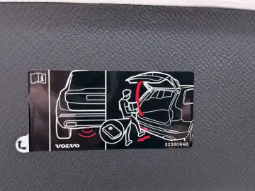 VOLVO XC90 T8 AWD Ultra Bright Recharge Plug-In Hybrid