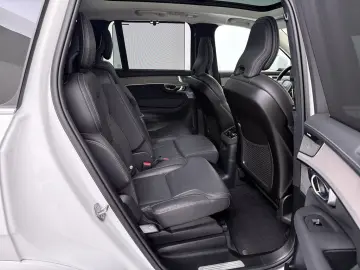 VOLVO XC90 T8 AWD Ultra Bright Recharge Plug-In Hybrid