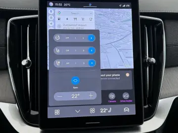 VOLVO XC90 T8 AWD Ultra Bright Recharge Plug-In Hybrid