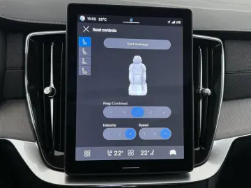 VOLVO XC90 T8 AWD Ultra Bright Recharge Plug-In Hybrid