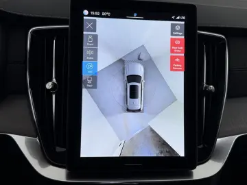 VOLVO XC90 T8 AWD Ultra Bright Recharge Plug-In Hybrid