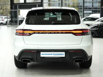PORSCHE Macan SPORT-CHRONO SOUND-PACKAGE  LED 1.HAND