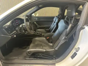 PORSCHE 911 992 4.0 GT3 RS