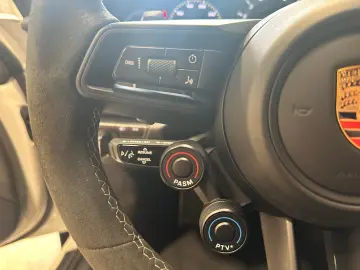 PORSCHE 911 992 4.0 GT3 RS