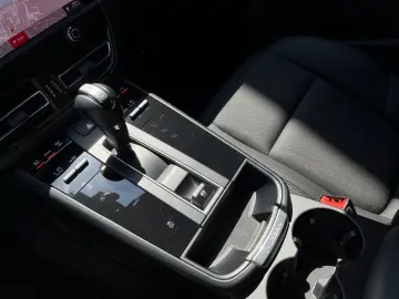 PORSCHE Macan 75l Sitzheizung vorne LED Scheinwerfer ink