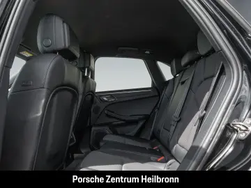 PORSCHE Macan SportDesign nur 33.000 km 1.Hand 20-Zoll