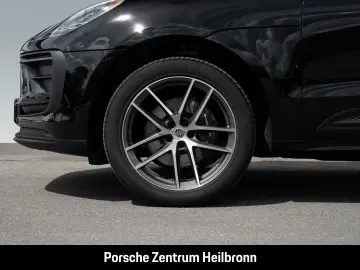 PORSCHE Macan SportDesign nur 33.000 km 1.Hand 20-Zoll