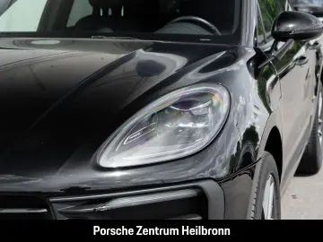 PORSCHE Macan SportDesign nur 33.000 km 1.Hand 20-Zoll