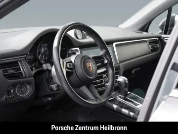 PORSCHE Macan SportDesign nur 33.000 km 1.Hand 20-Zoll