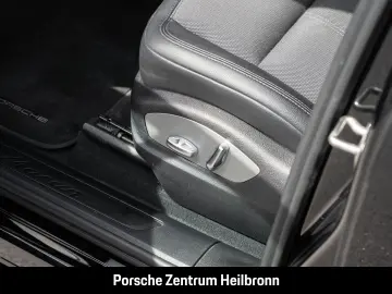 PORSCHE Macan SportDesign nur 33.000 km 1.Hand 20-Zoll