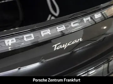 PORSCHE Taycan Rückfahrkamera Panoramadach Erstbesitz