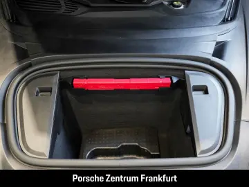 PORSCHE Taycan Rückfahrkamera Panoramadach Erstbesitz