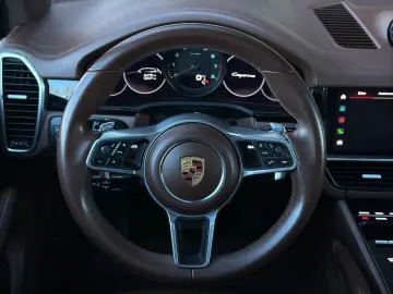PORSCHE Cayenne Platinum Edition HUD BOSE PANO LUFT KEY