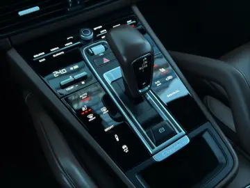 PORSCHE Cayenne Platinum Edition HUD BOSE PANO LUFT KEY