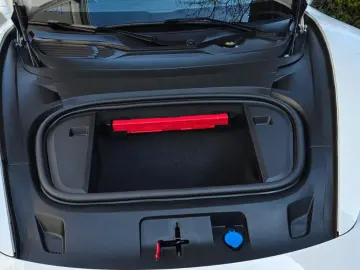 PORSCHE Taycan Pano ACC ALU21  Ausstat75Jahre BaPerform