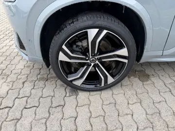 VOLVO XC90 Ultra Dark Recharge Plug-In Hybrid AWD 7-Si