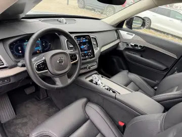 VOLVO XC90 Ultra Dark Recharge Plug-In Hybrid AWD 7-Si