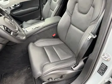 VOLVO XC90 Ultra Dark Recharge Plug-In Hybrid AWD 7-Si
