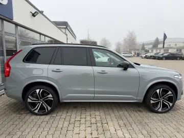 VOLVO XC90 Ultra Dark Recharge Plug-In Hybrid AWD 7-Si