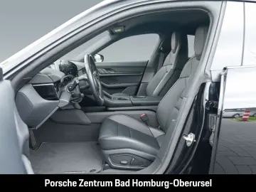 PORSCHE Taycan Performancebatterie  Rückfahrkamera