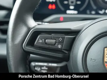 PORSCHE Taycan Performancebatterie  Rückfahrkamera