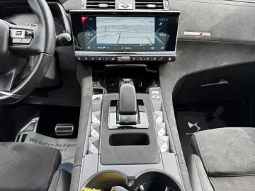 DS DS7 Crossback E-Tense 4x4 Performance Line   KA