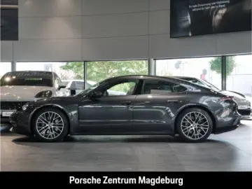 PORSCHE Taycan  HEAD-UP PARKASSISTENT LED-MATRIX