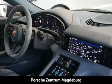 PORSCHE Taycan  HEAD-UP PARKASSISTENT LED-MATRIX