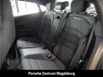PORSCHE Taycan  HEAD-UP PARKASSISTENT LED-MATRIX