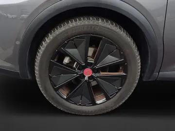 DS DS7 Crossback DS7 Performance Line